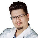 Врач Ахметов Сергей Евгеньевич
