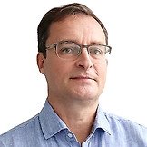 Врач Дрёмов Георгий Дмитриевич