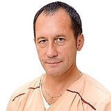 Врач Гусев Юрий Александрович