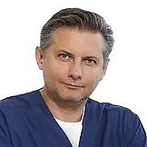 Врач Искендеров Дмитрий Эдуардович