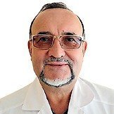 Врач Лысиков Александр Григорьевич