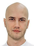 Врач Стреблянский Артем Олегович